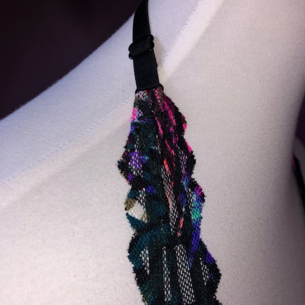 Victoria’s Secret Pink Bralette - Picture 5 of 8